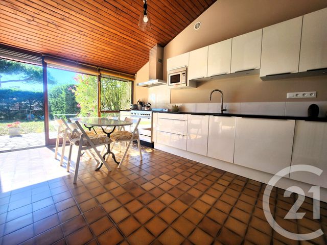 maison à vendre - 8 pièces - 170.2 m2 - VENDAYS MONTALIVET - 33 - AQUITAINE - Century 21 Les Pins De L'Océan