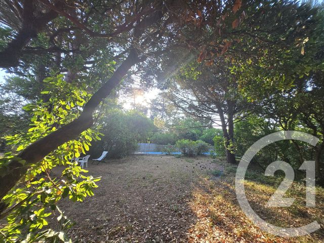 terrain à vendre - 550.0 m2 - VENDAYS MONTALIVET - 33 - AQUITAINE - Century 21 Les Pins De L'Océan
