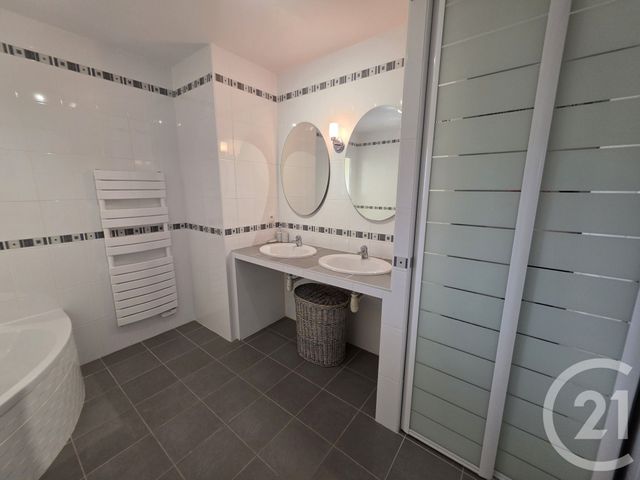 maison à vendre - 6 pièces - 151.55 m2 - VENDAYS MONTALIVET - 33 - AQUITAINE - Century 21 Les Pins De L'Océan