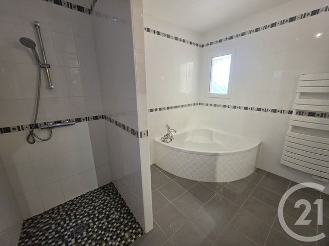 maison à vendre - 6 pièces - 151.55 m2 - VENDAYS MONTALIVET - 33 - AQUITAINE - Century 21 Les Pins De L'Océan