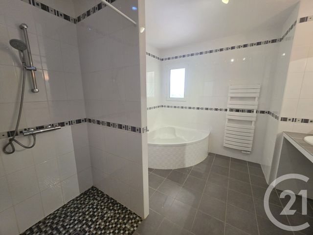 maison à vendre - 6 pièces - 151.55 m2 - VENDAYS MONTALIVET - 33 - AQUITAINE - Century 21 Les Pins De L'Océan