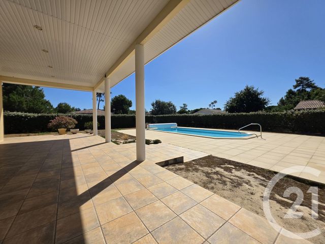 maison à vendre - 6 pièces - 151.55 m2 - VENDAYS MONTALIVET - 33 - AQUITAINE - Century 21 Les Pins De L'Océan
