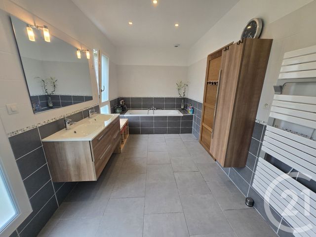 maison à vendre - 6 pièces - 142.53 m2 - GAILLAN EN MEDOC - 33 - AQUITAINE - Century 21 Les Pins De L'Océan