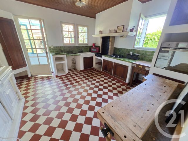 maison à vendre - 7 pièces - 171.43 m2 - VENDAYS MONTALIVET - 33 - AQUITAINE - Century 21 Les Pins De L'Océan