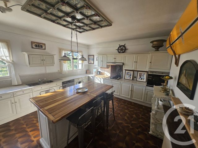 maison à vendre - 9 pièces - 322.68 m2 - VENDAYS MONTALIVET - 33 - AQUITAINE - Century 21 Les Pins De L'Océan